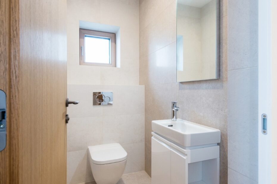 banheiros pequenos e simples