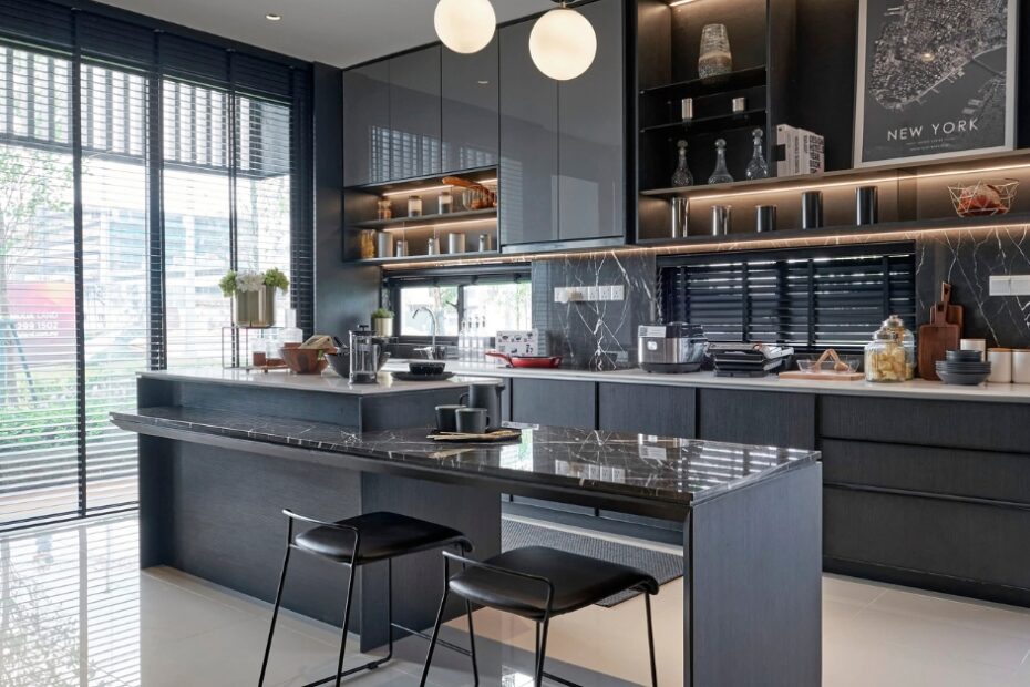 Descubra como planejar uma cozinha modulada dos seus sonhos, aproveitando ao máximo o espaço e criando um ambiente funcional e elegante para sua casa.