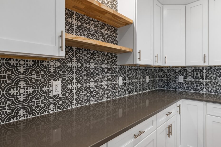 Azulejo para cozinha: descubra 10 padrões inovadores para transformar sua cozinha com estilo, elegância e funcionalidade.