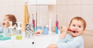 Banheiro infantil seguro e estiloso: dicas para criar um espaço funcional e divertido sem gastar muito.