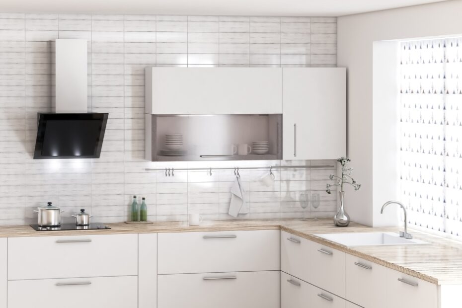 Descubra os melhores móveis planejados para cozinhas pequenas e aprenda como otimizar seu espaço com elegância e funcionalidade.